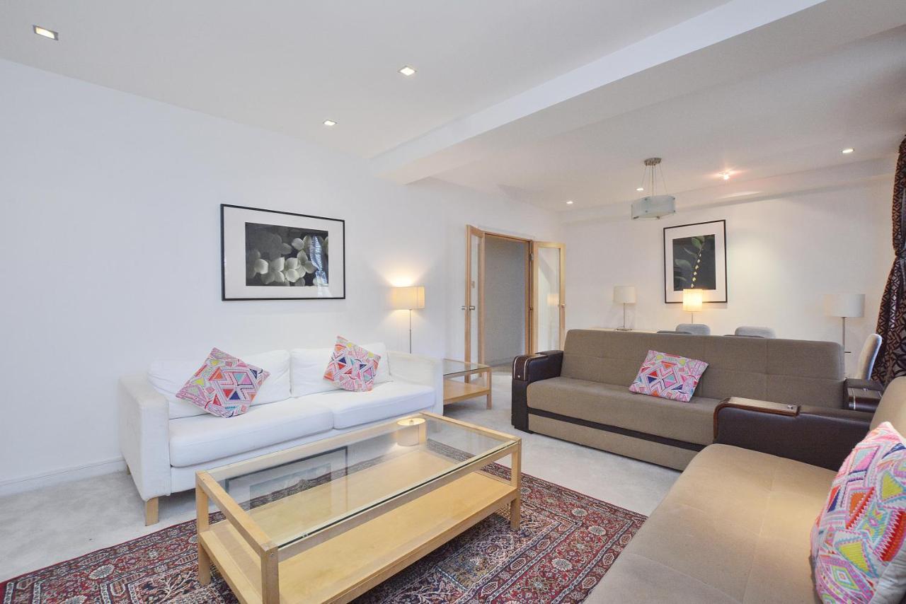Fitzhardinge House Portman Londra