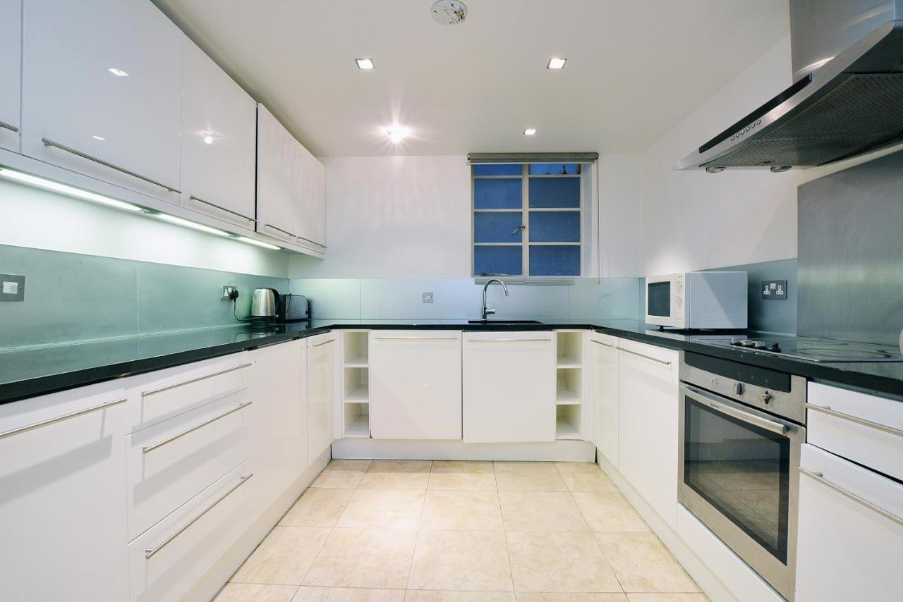 Fitzhardinge House Portman Londra
